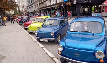 (FOTO/VIDEO) FIĆE OKUPIRALE UŽIČKE ULICE: Pogledi budili nostalgiju, mali jugoslovenski automobil nikad nije izgubio MESTO U NAŠIM SRCIMA