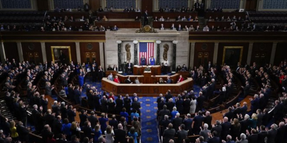 Kongres SAD počeo je da razmatra predloge zakona za pomoć Ukrajini